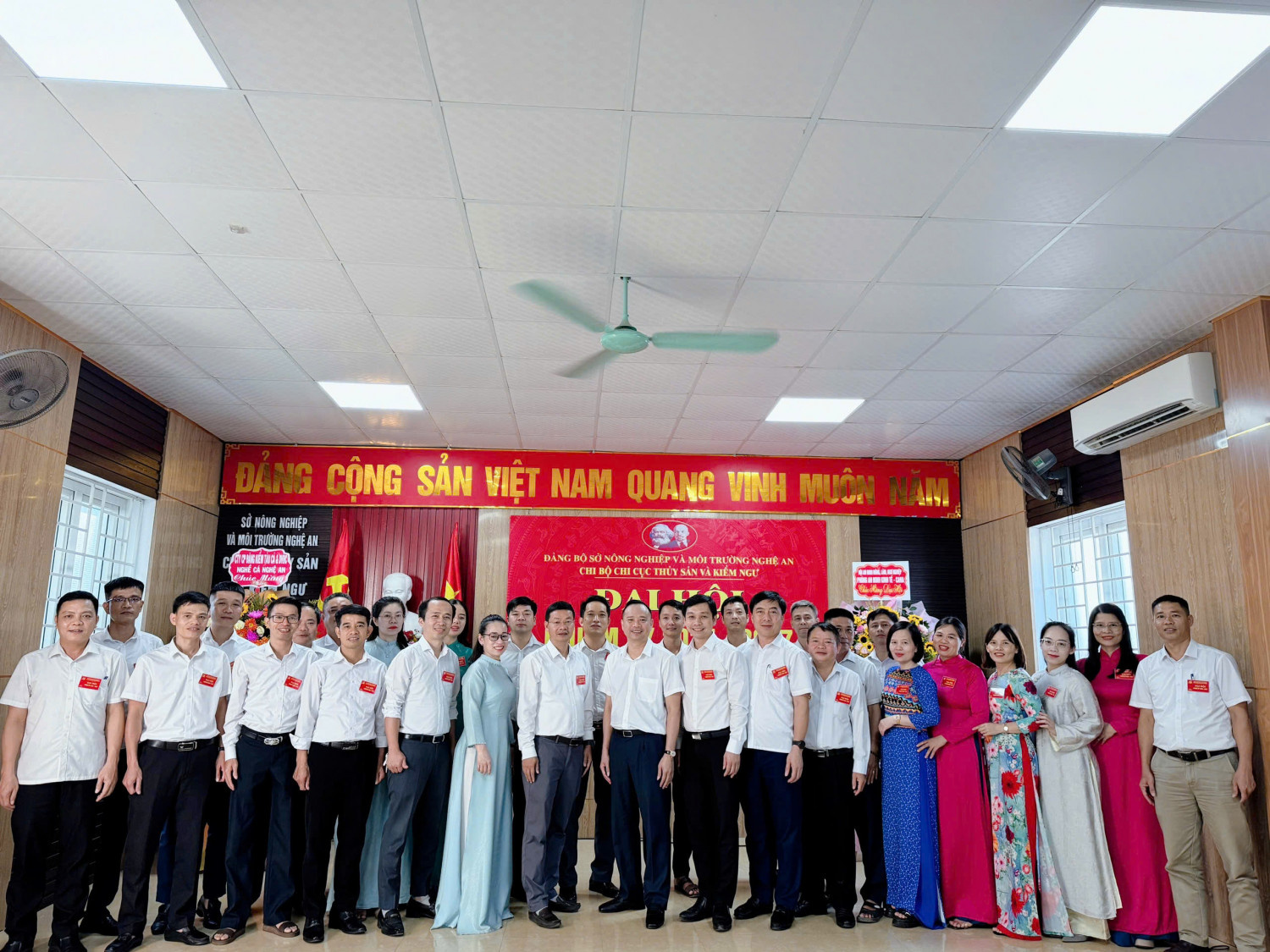 Đại hội Chi bộ Chi cục Thuỷ sản và Kiểm ngư Tỉnh Nghệ An nhiệm kỳ 2025 - 2027 thành công tốt đẹp